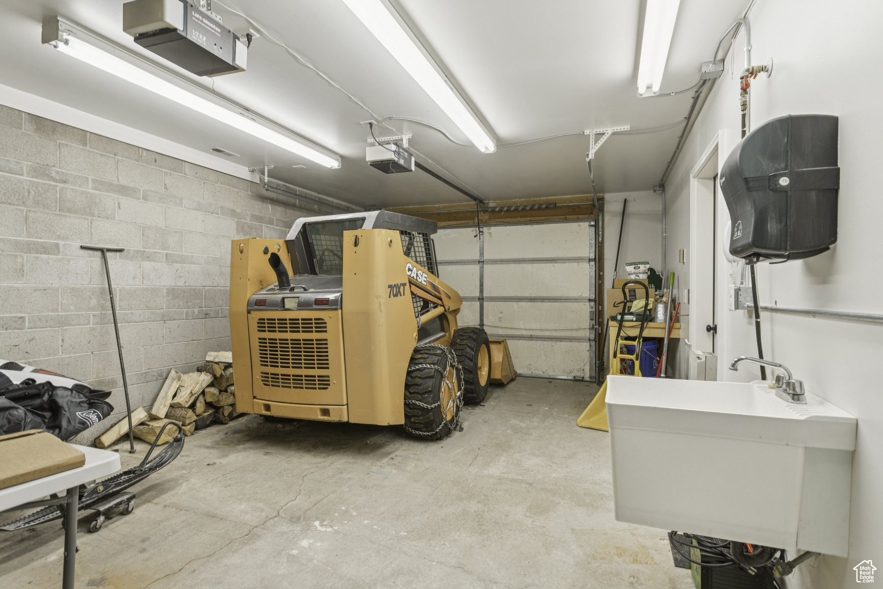 TIMBER LAKES - Residential