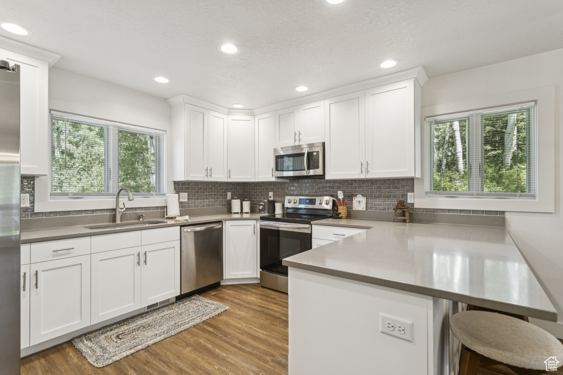 TIMBER LAKES - Residential