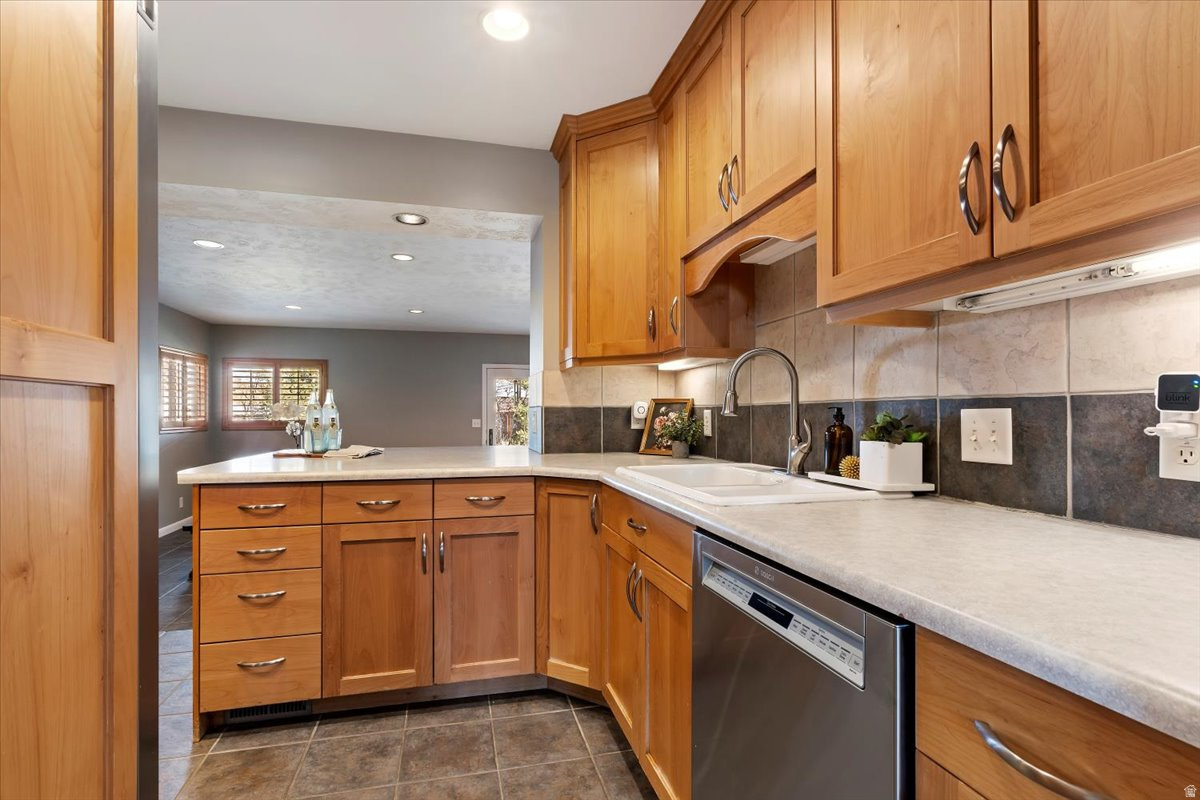 PLEASANT VIEW HEIGHTS - Residential