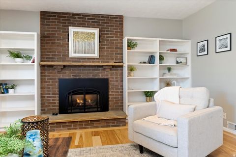 Tiny photo for 2841 E LOUISE AVE, Millcreek, UT 84109 (MLS # 2136098)