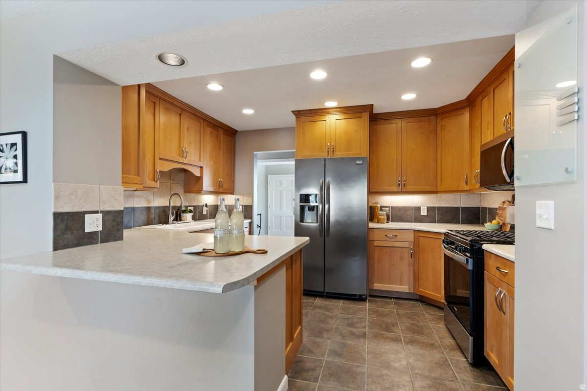 PLEASANT VIEW HEIGHTS - Residential