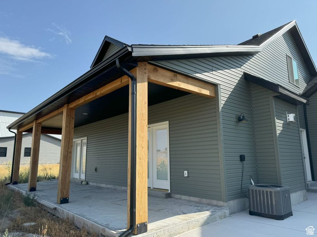 Photo of 145 S 400 W, Newton, UT 84327 (MLS # 2109836)