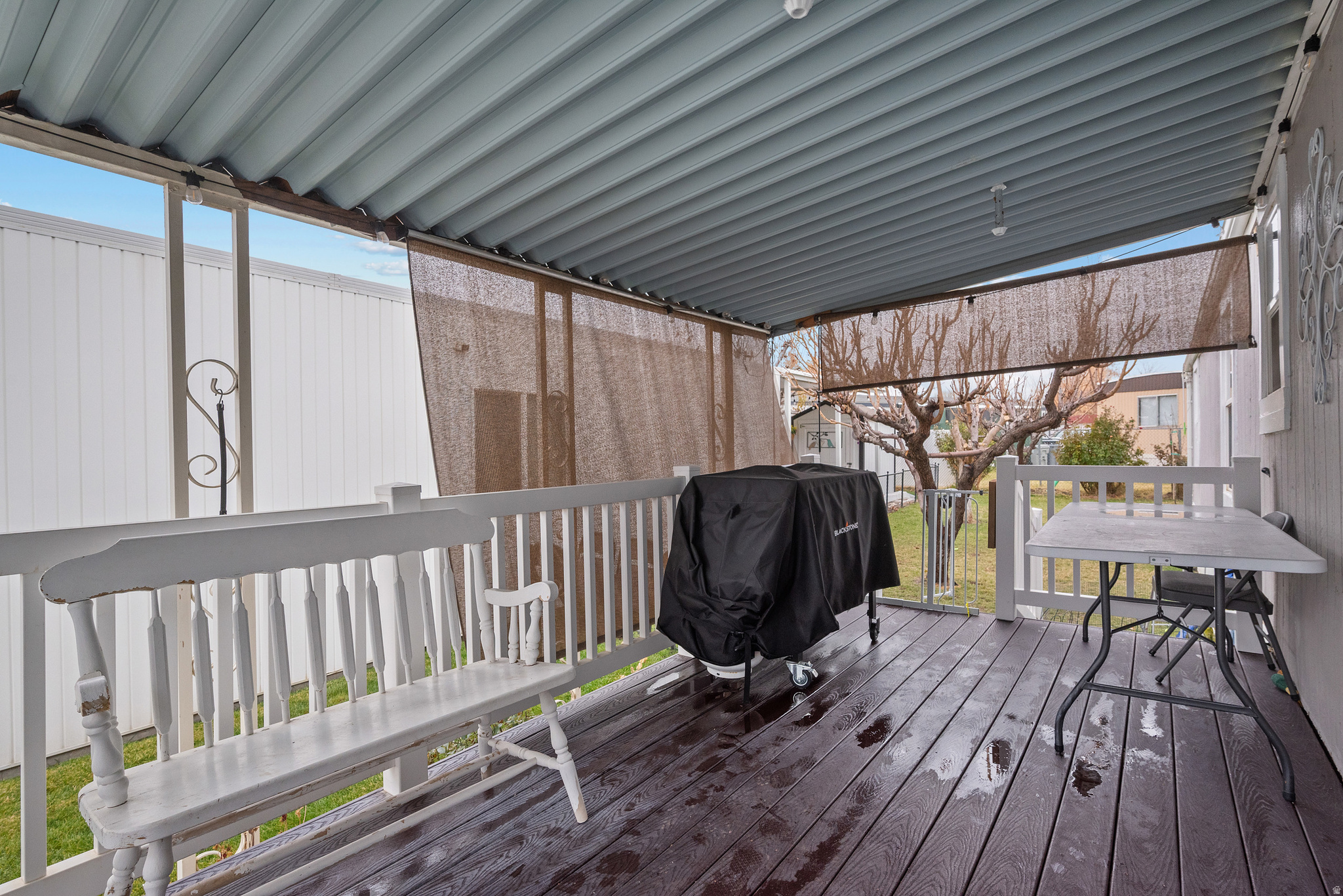 COUNTRY MEADOWS COMMUNITY - Residential