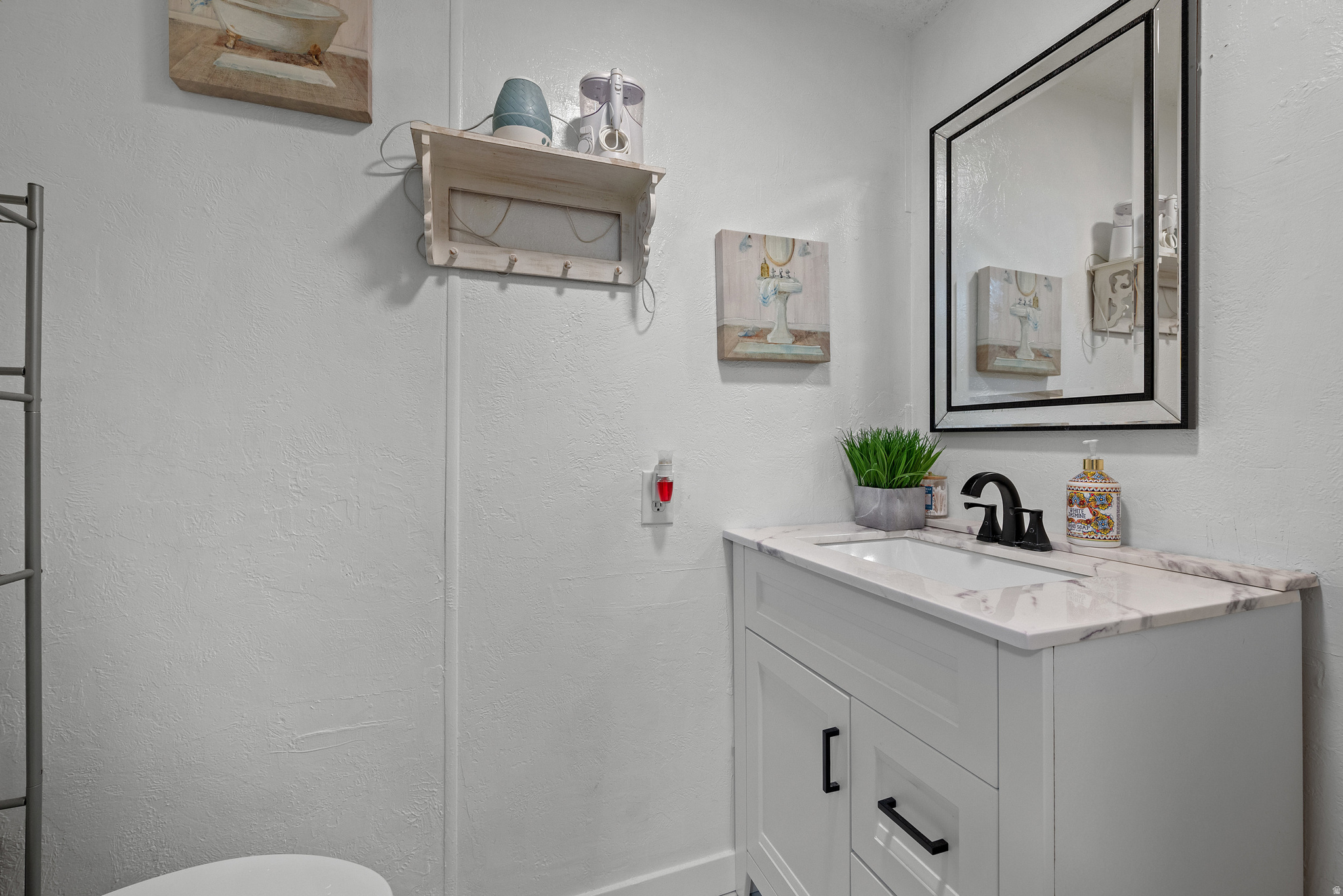 COUNTRY MEADOWS COMMUNITY - Residential