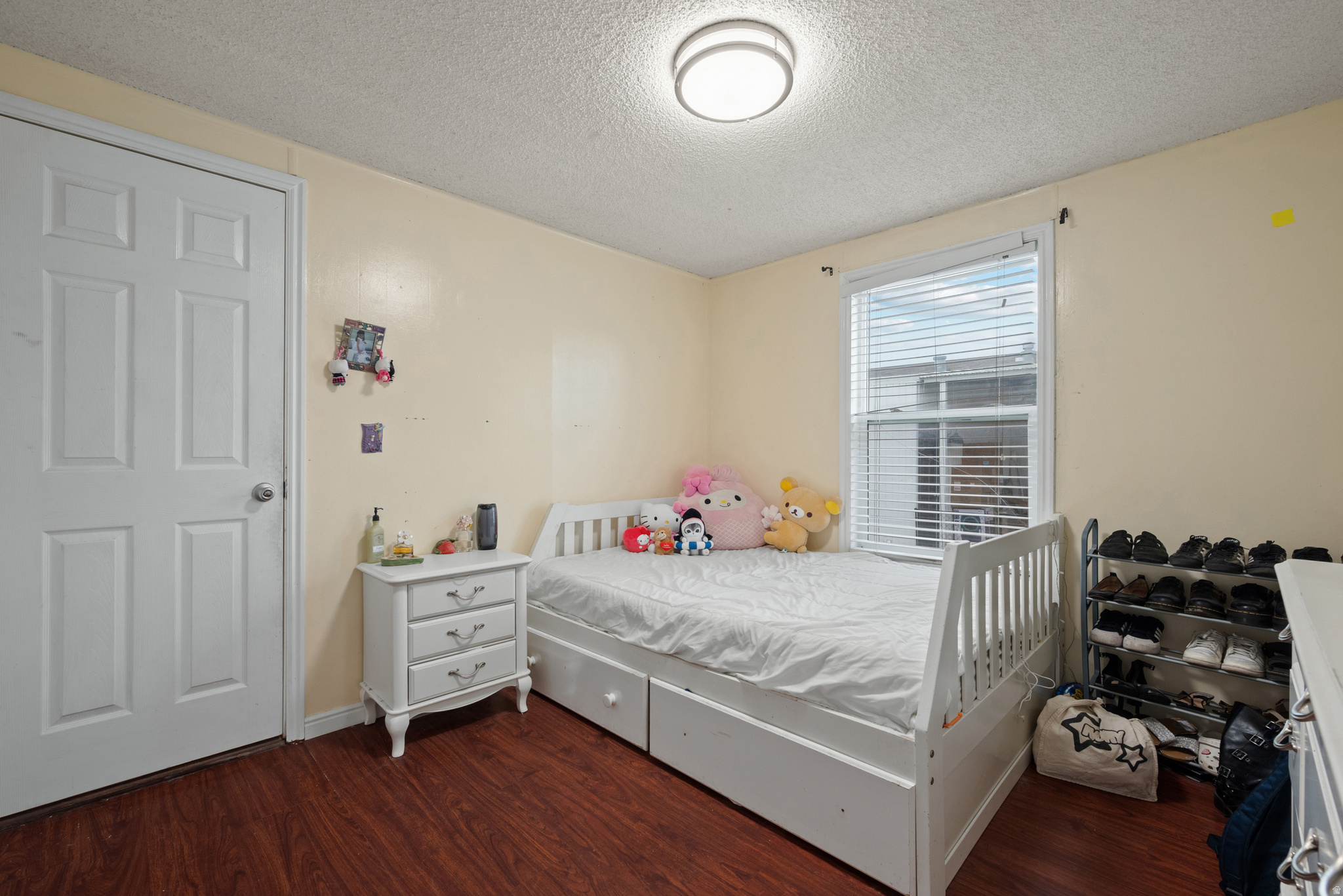 COUNTRY MEADOWS COMMUNITY - Residential