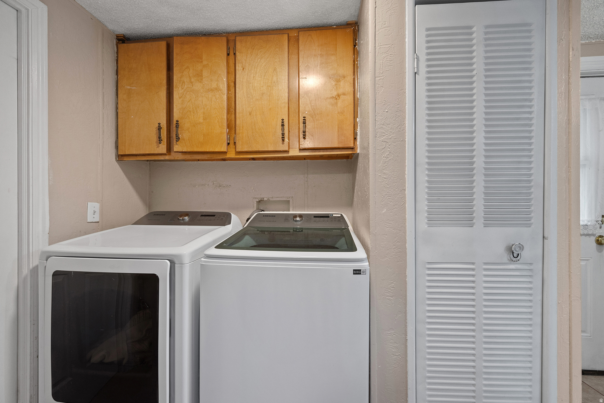 COUNTRY MEADOWS COMMUNITY - Residential