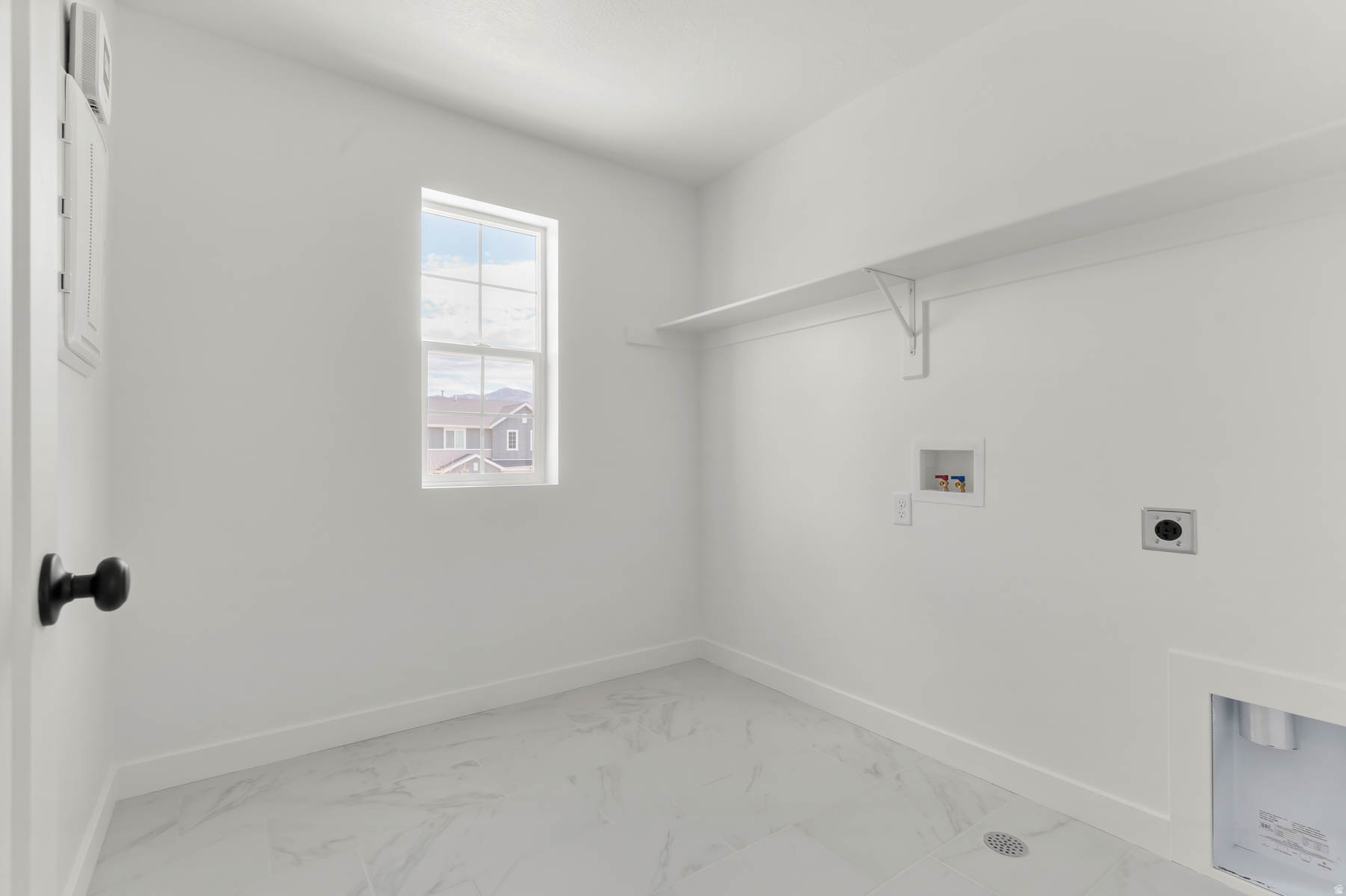 AMBERLY PLACE 12 - Residential