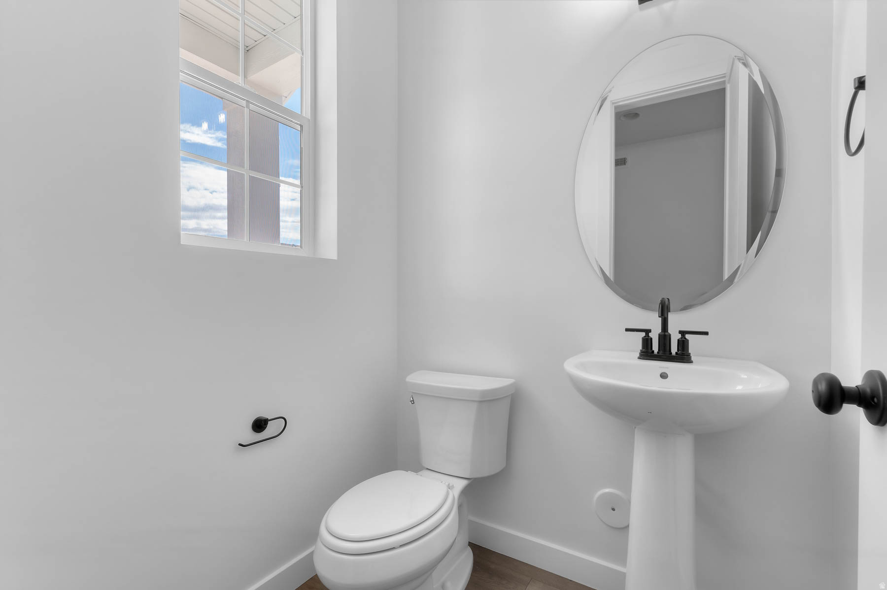 AMBERLY PLACE 12 - Residential