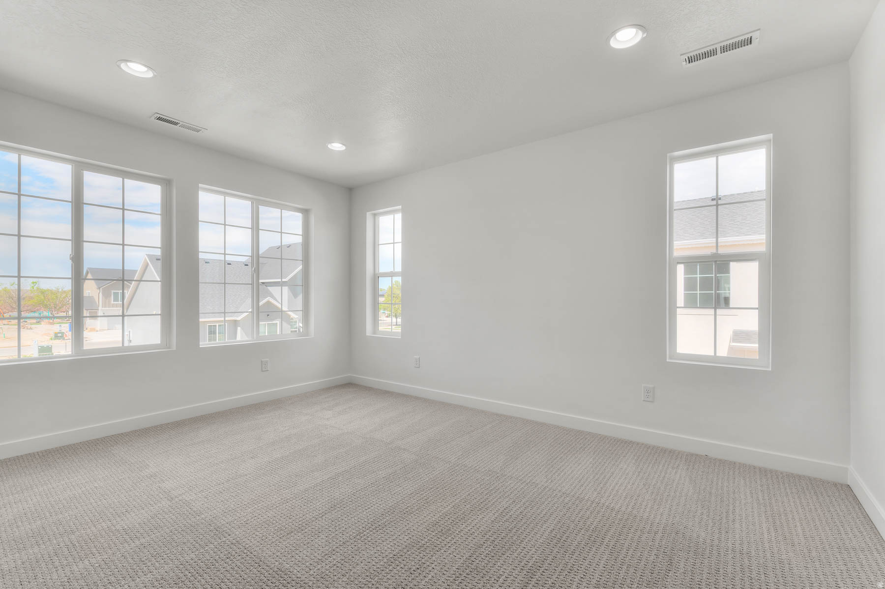 AMBERLY PLACE 12 - Residential