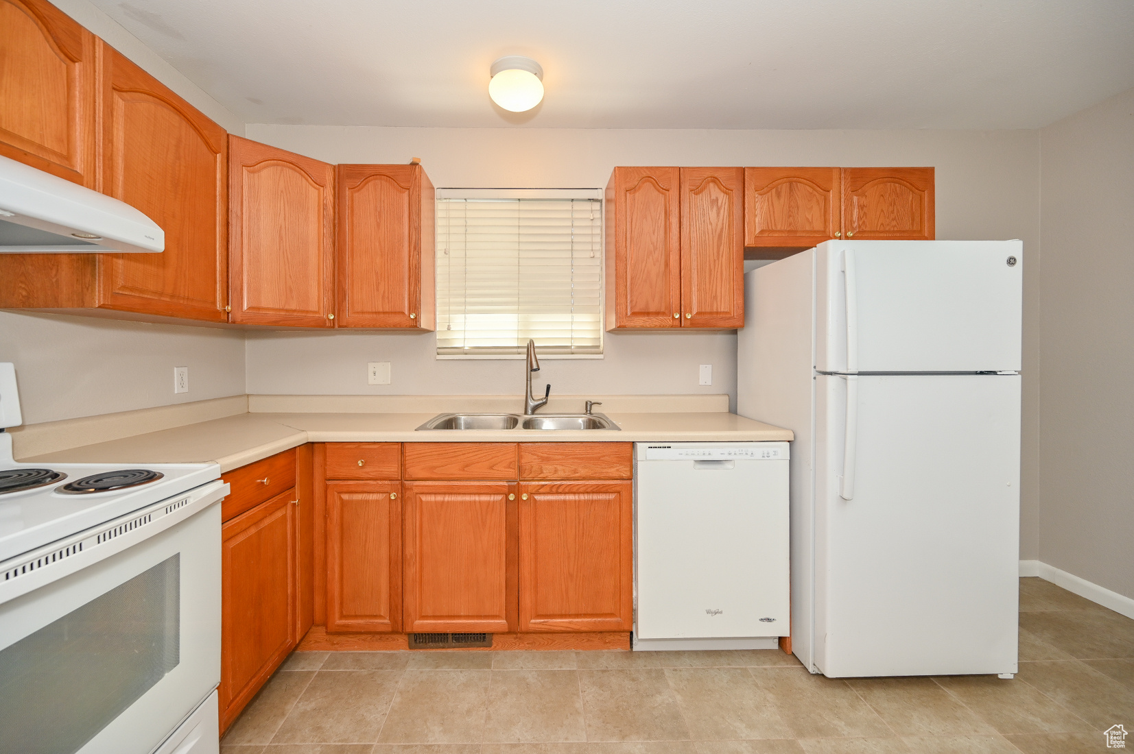 LOBO #1 - Residential Lease