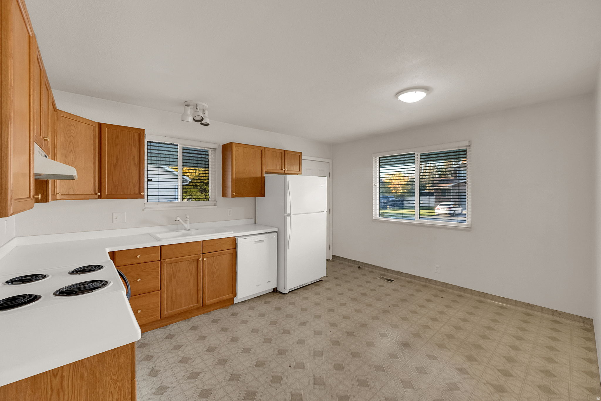 LOBO #1 - Residential Lease