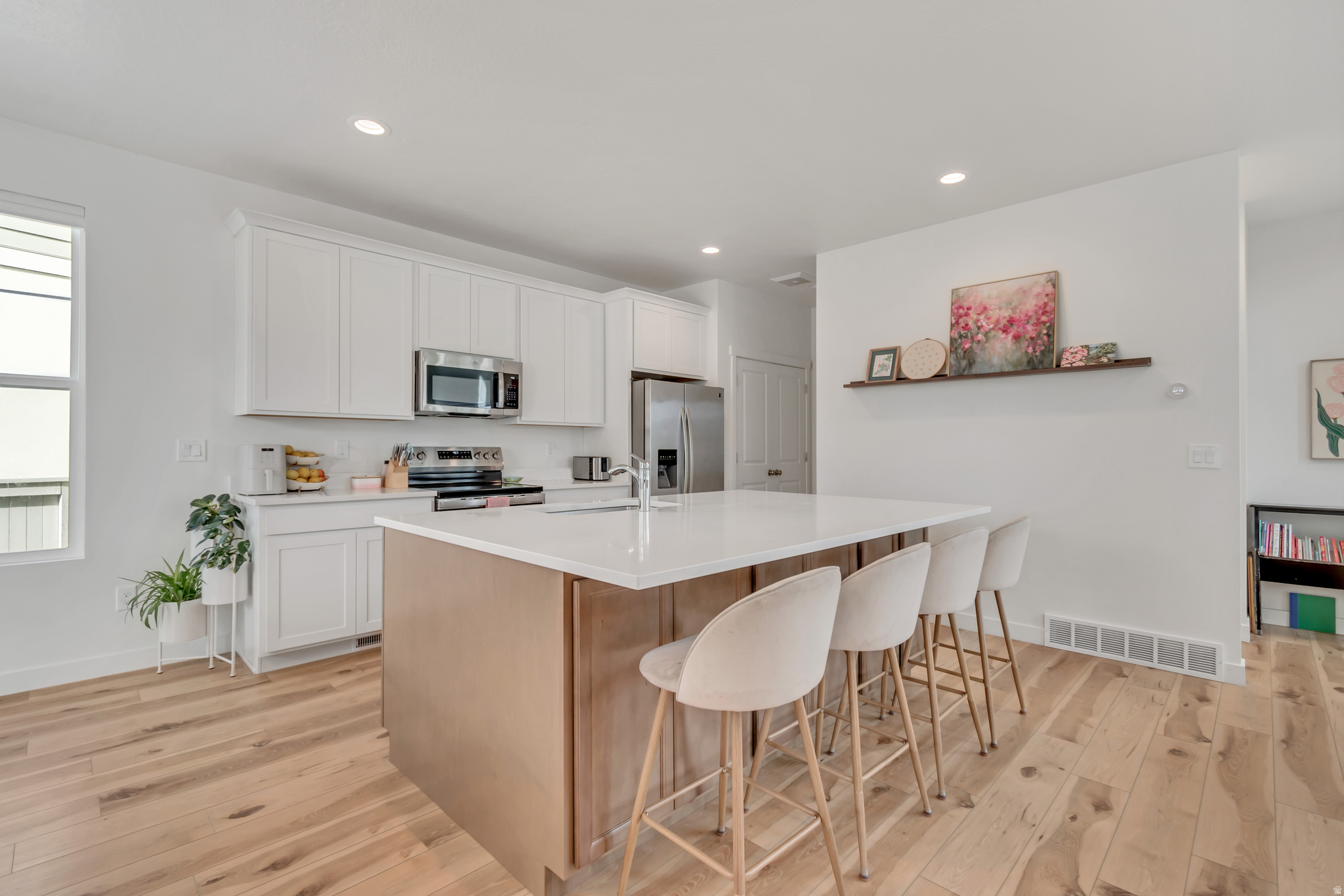 DAYBREAK - Residential