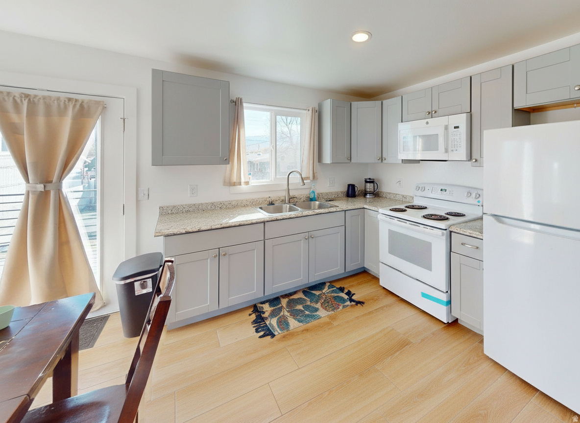 MEADOWS - Residential