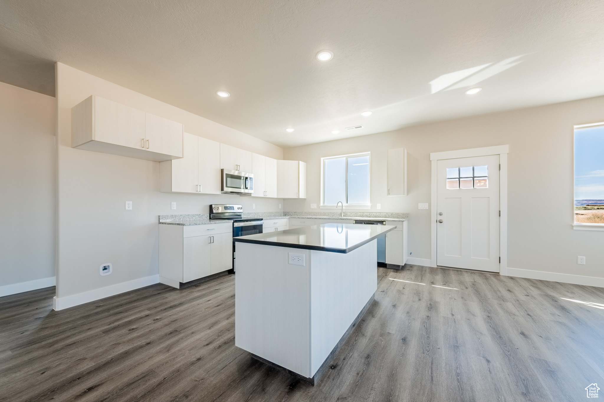 SUNFLOWER VALLEY ESTATES - Residential