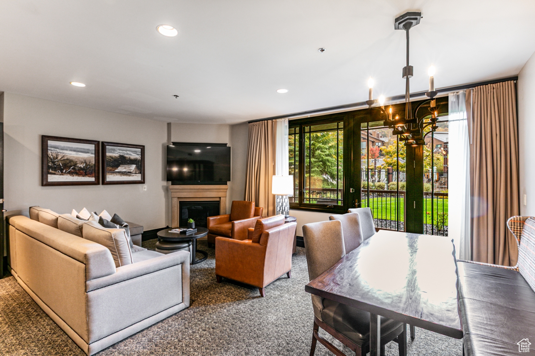 WALDORF ASTORIA - Residential