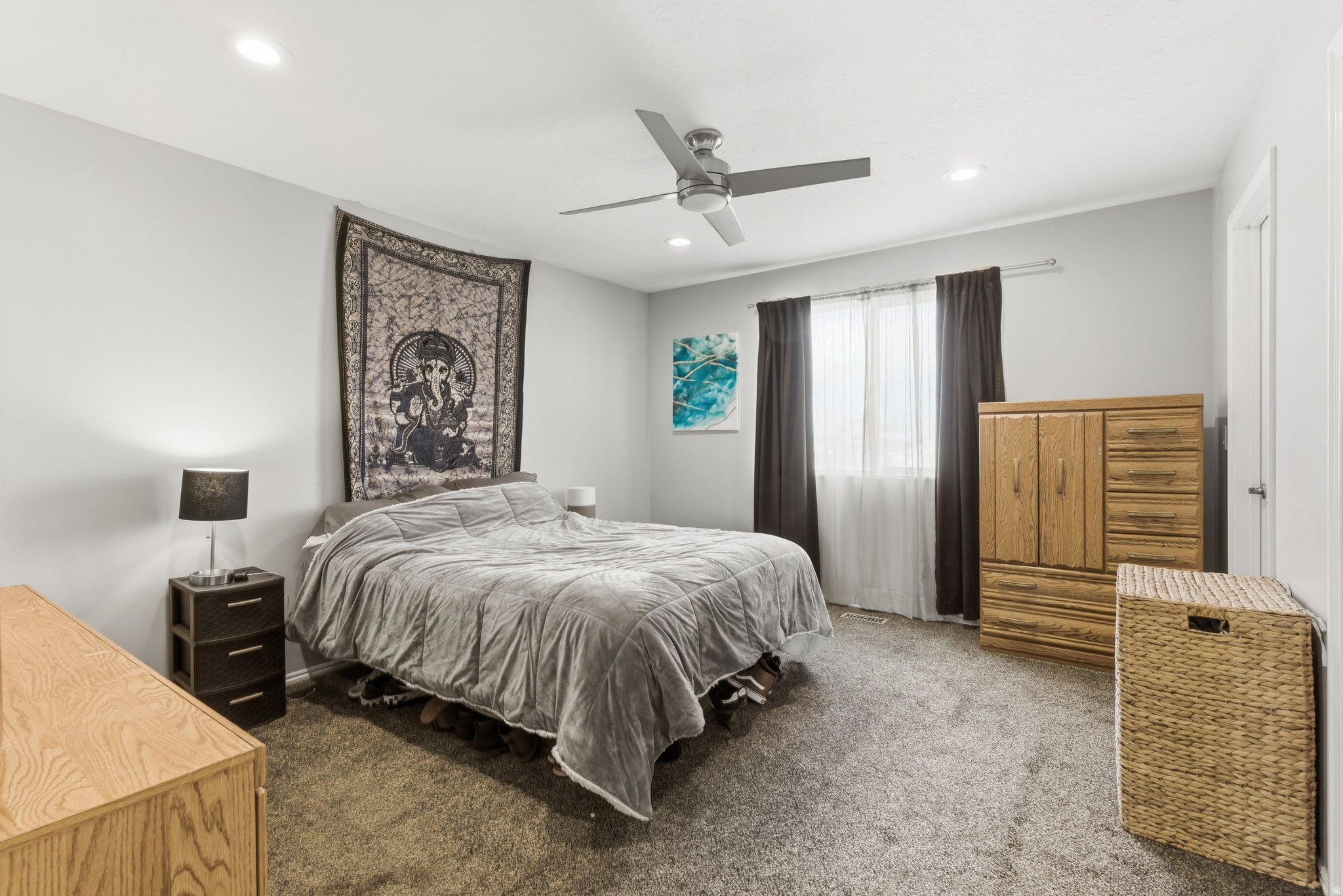 EVERGREEN FARMS - Residential