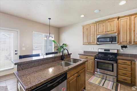 Tiny photo for 10459 S SAGE WOOD WAY, South Jordan, UT 84009 (MLS # 2117893)