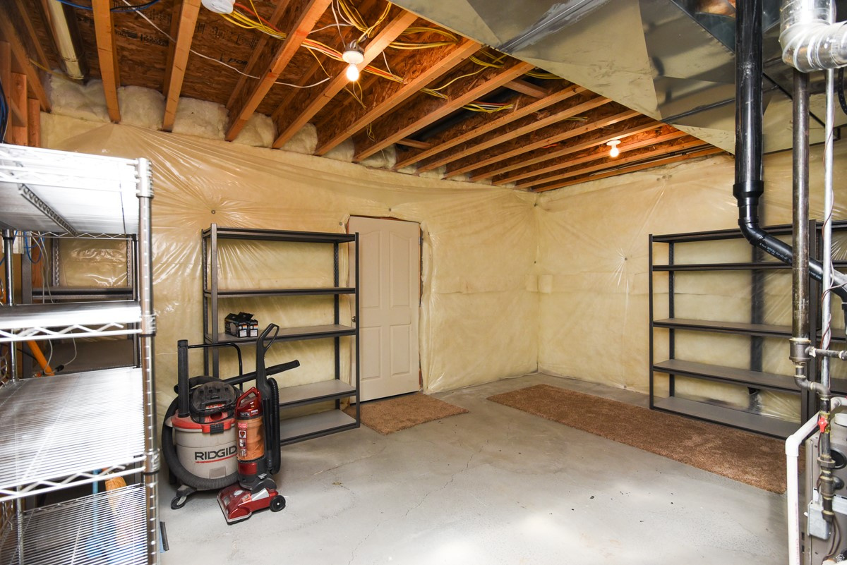 BLAKE MOUNTAIN VIEW EST - Residential