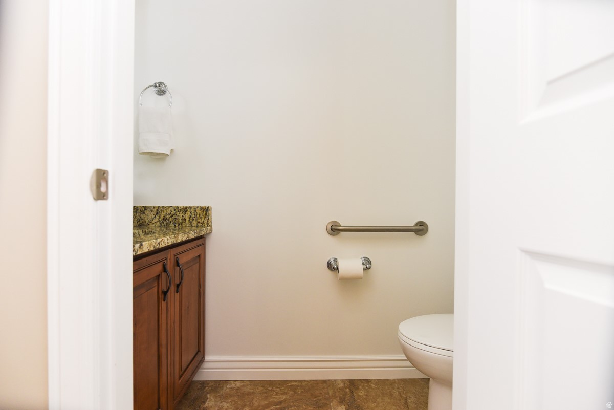 BLAKE MOUNTAIN VIEW EST - Residential