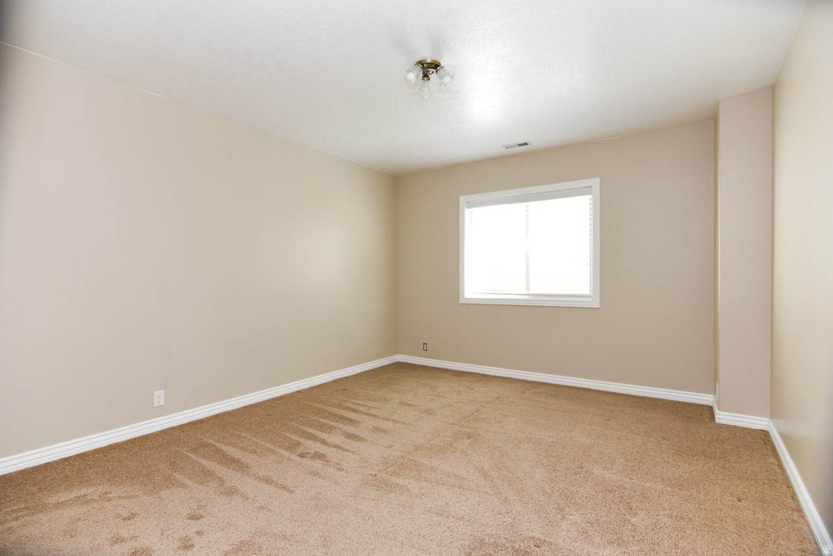 BLAKE MOUNTAIN VIEW EST - Residential