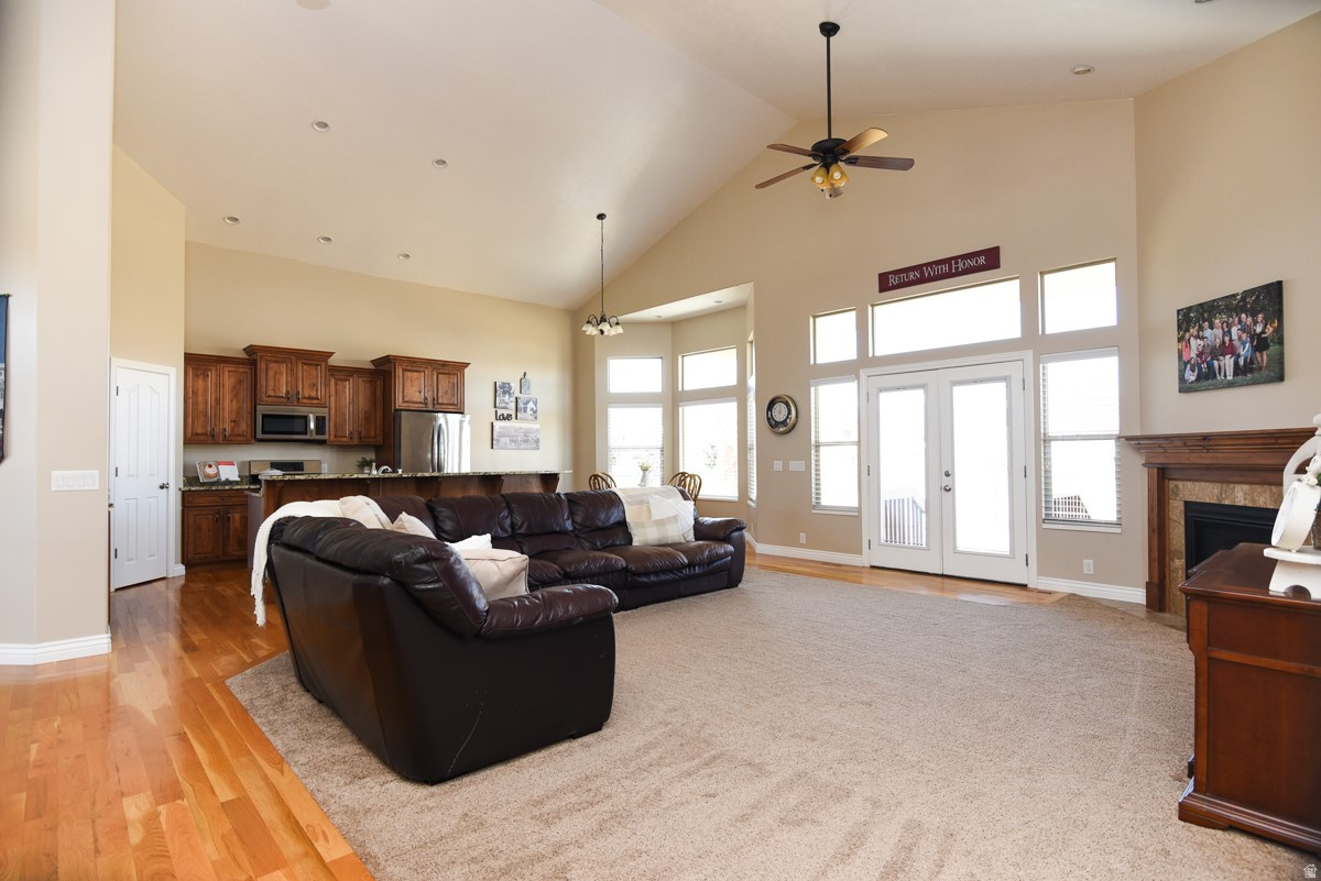 BLAKE MOUNTAIN VIEW EST - Residential