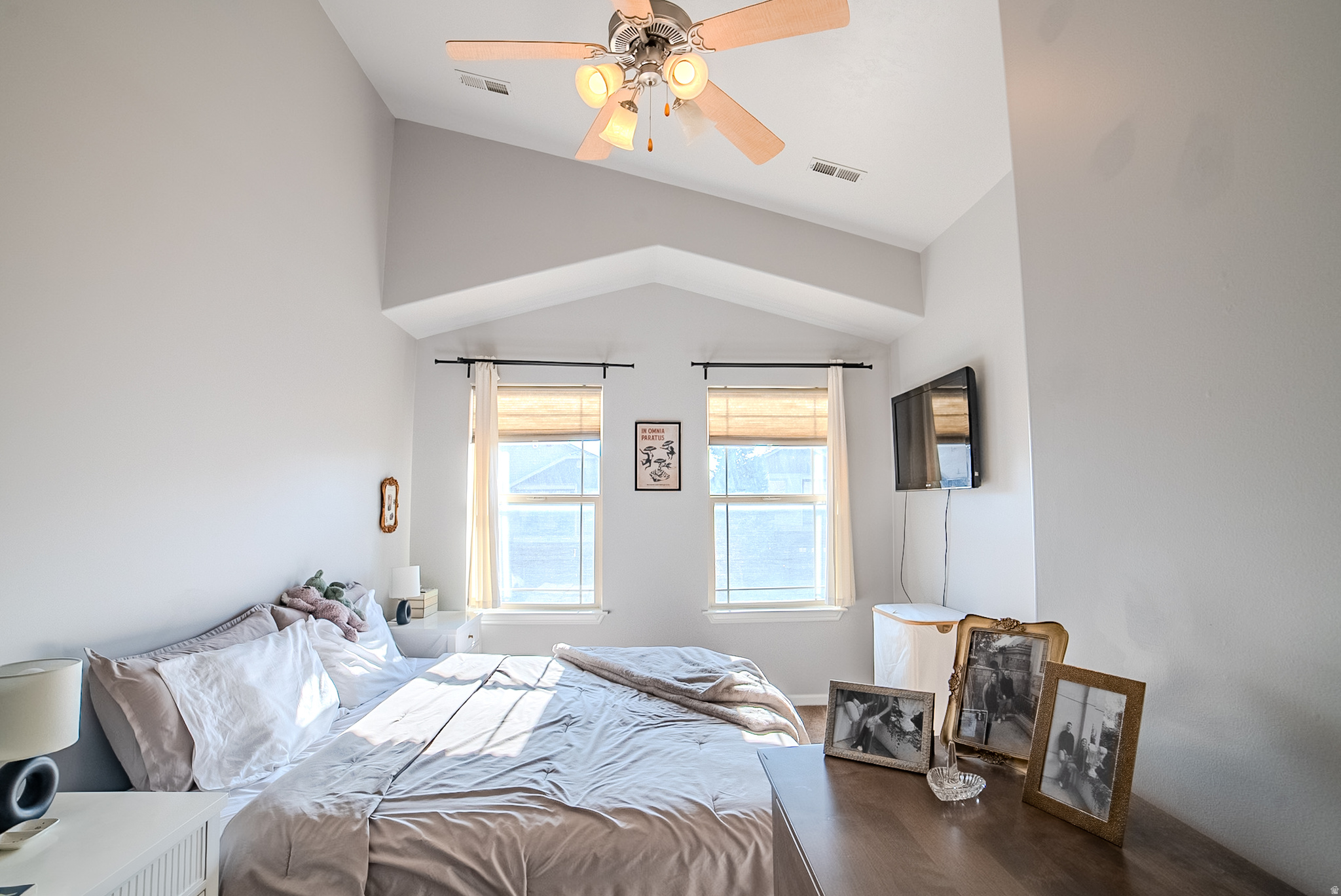 STONEGATE TOWNHOMES - Residential