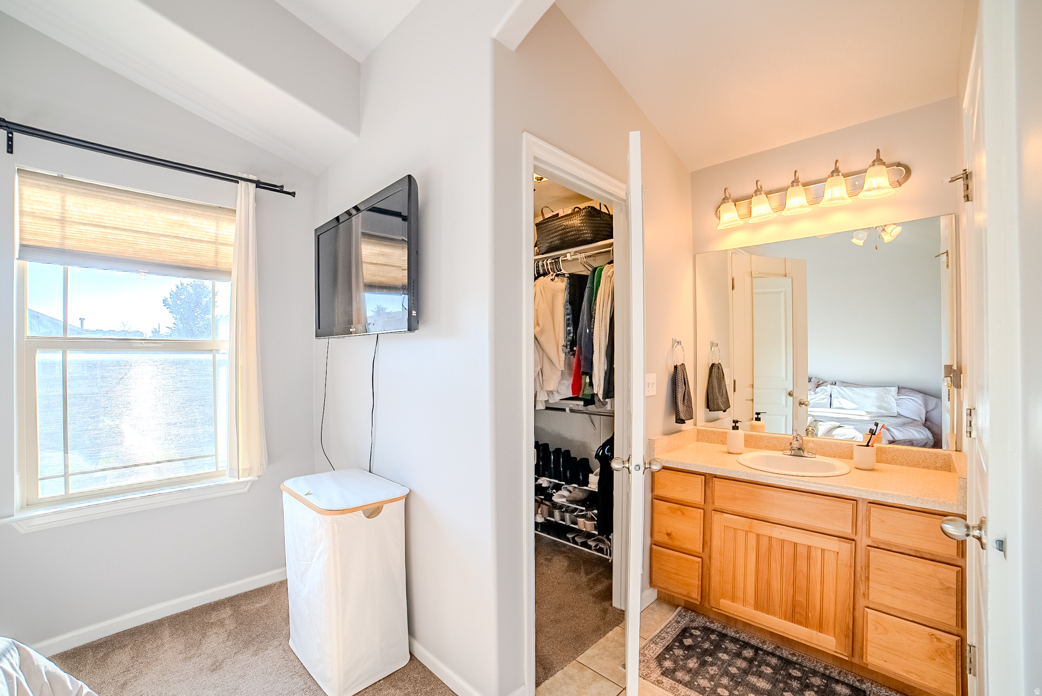 STONEGATE TOWNHOMES - Residential