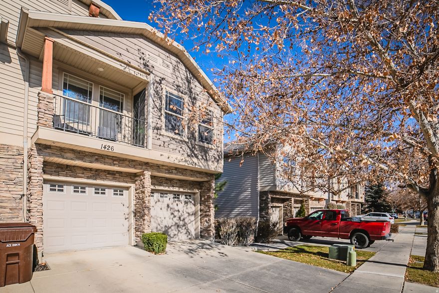Enjoy vaulted ceilings and an open layout in this 2-bed, 2-bath townhome, perfectly located in the heart of West Jordan near shopping, dining, and commuter routes. Buyer to verify all info.