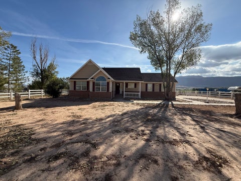 Photo of 4212 N QUARTERHORSE DR, Enoch, UT 84721 (MLS # 2185271)