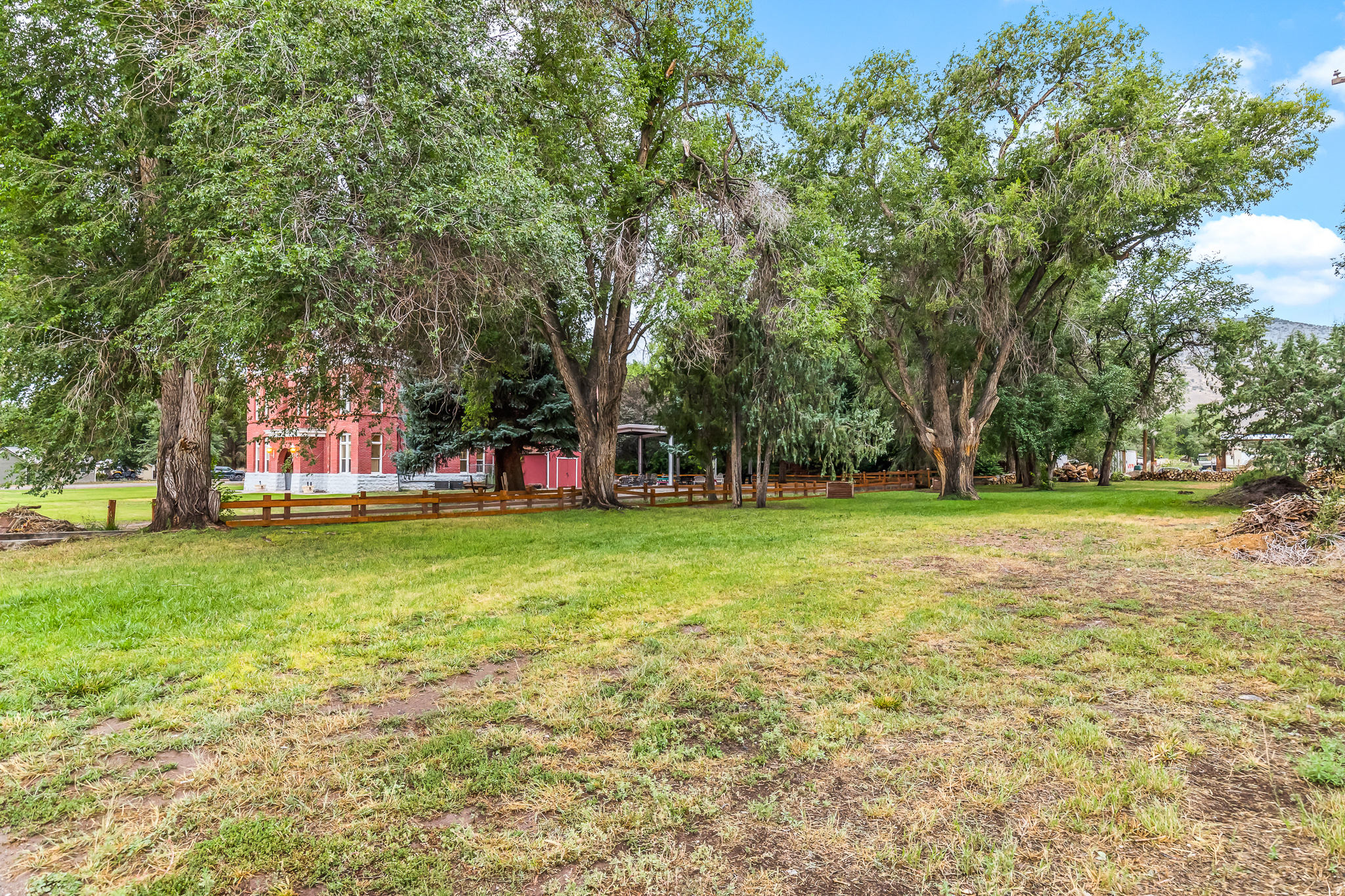 JUNCTION CITY - Residential