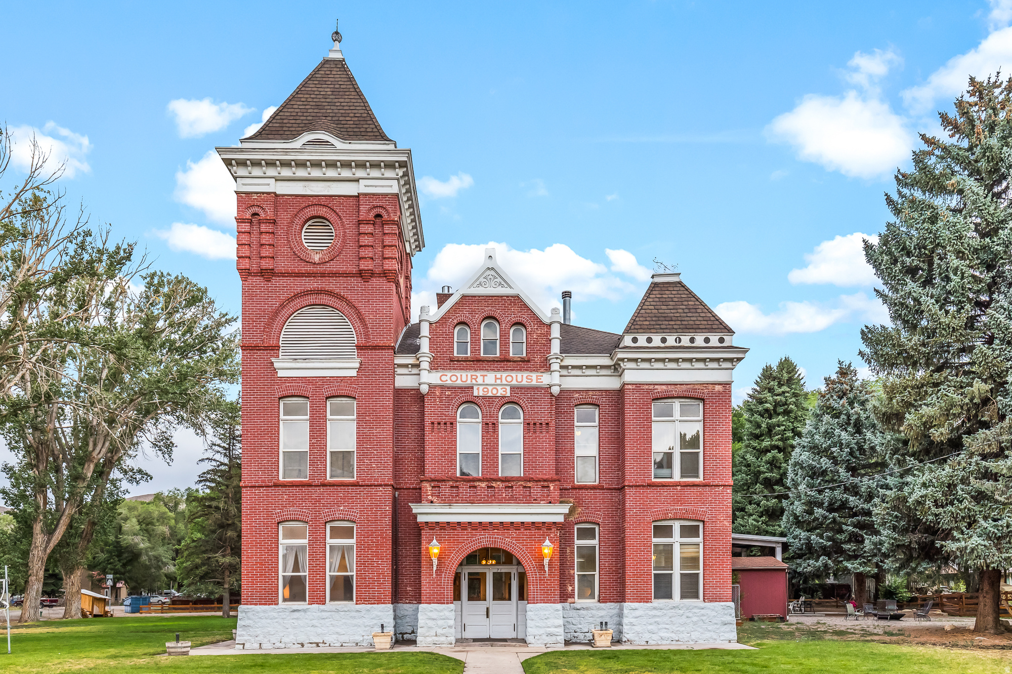 JUNCTION CITY - Residential