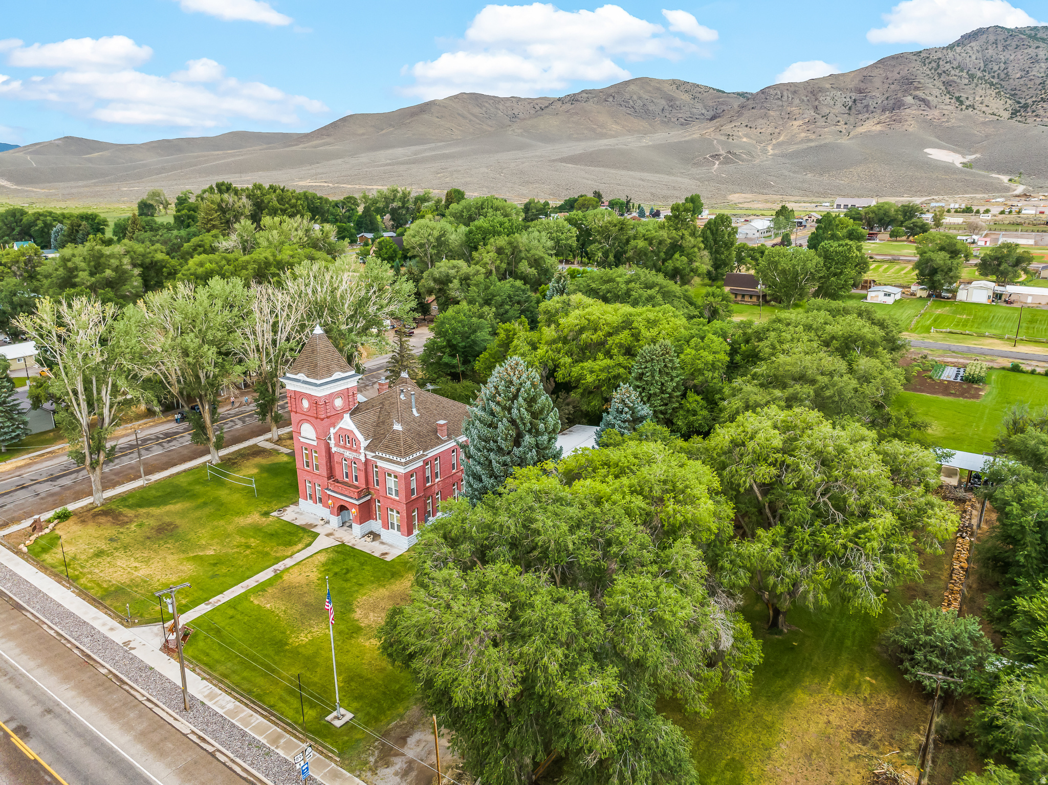 JUNCTION CITY - Residential