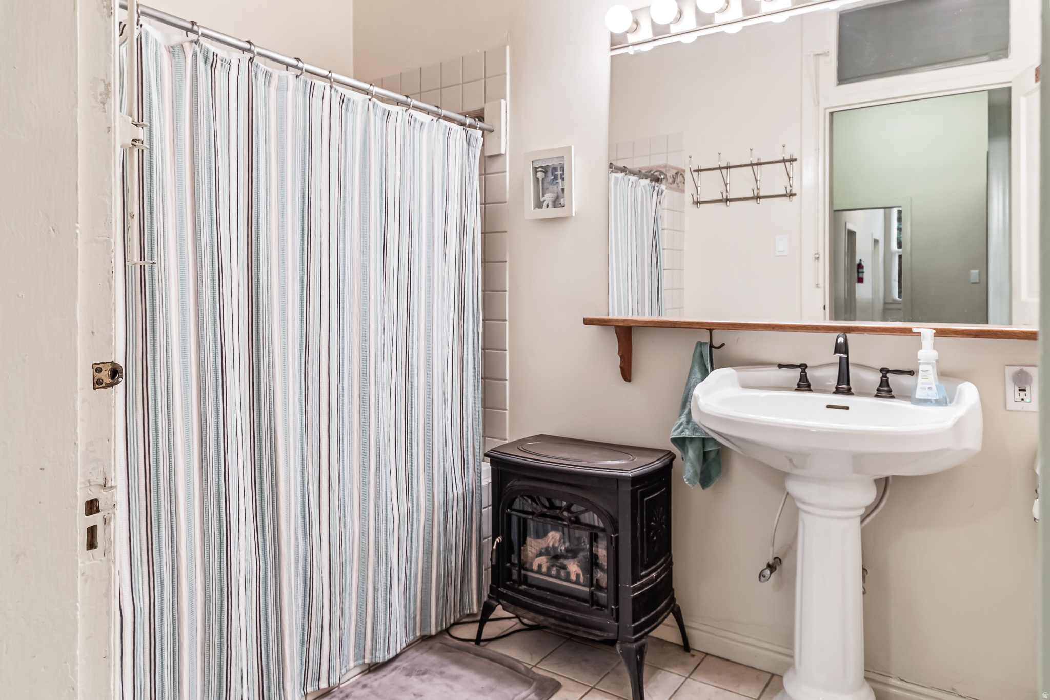 JUNCTION CITY - Residential