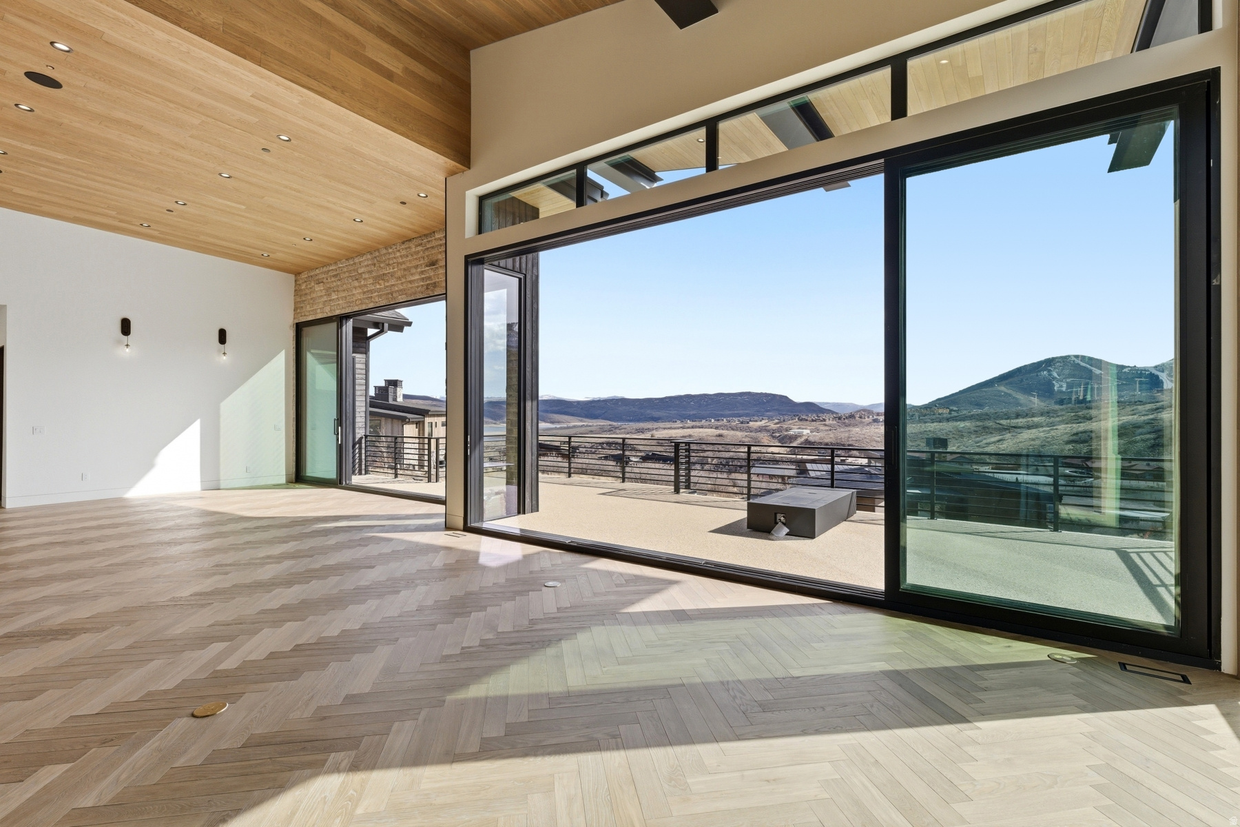 SKYRIDGE SUBDIVISION - Residential