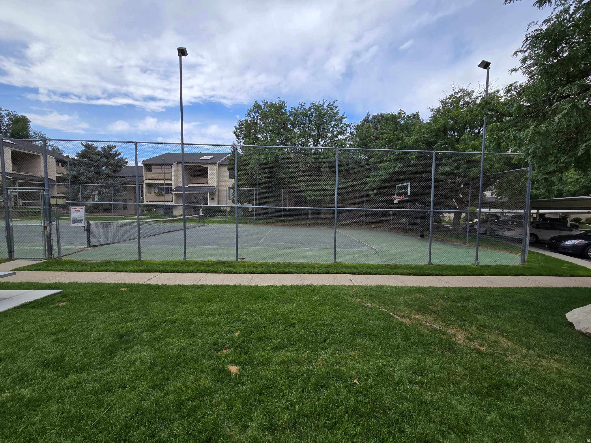 HILL CREEK - Residential