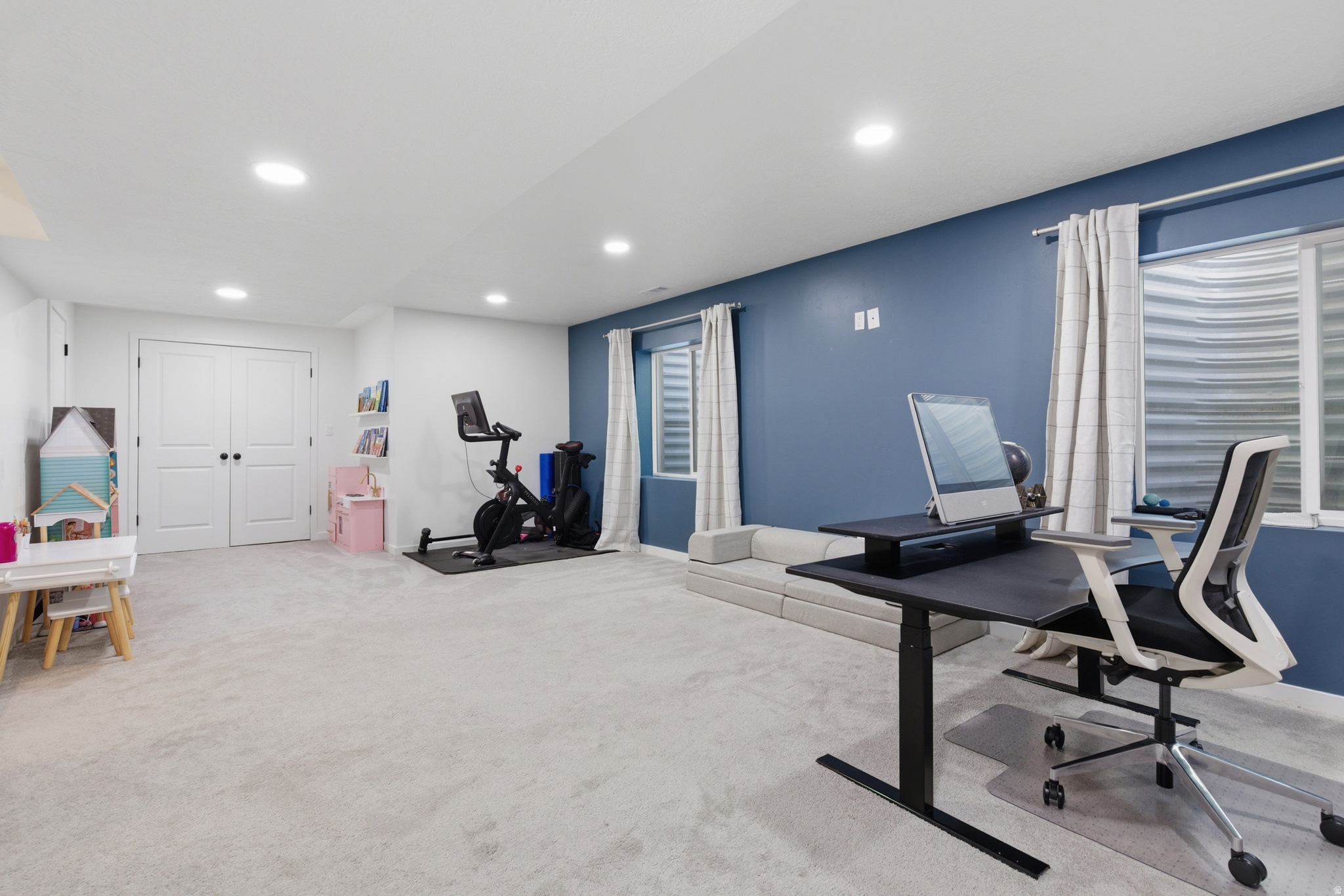 RIDGEVIEW - Residential