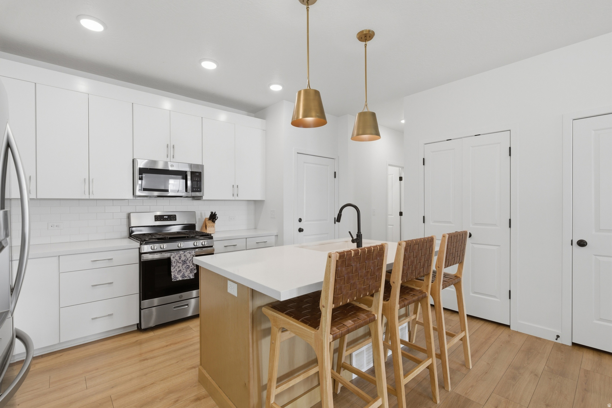 RIDGEVIEW - Residential