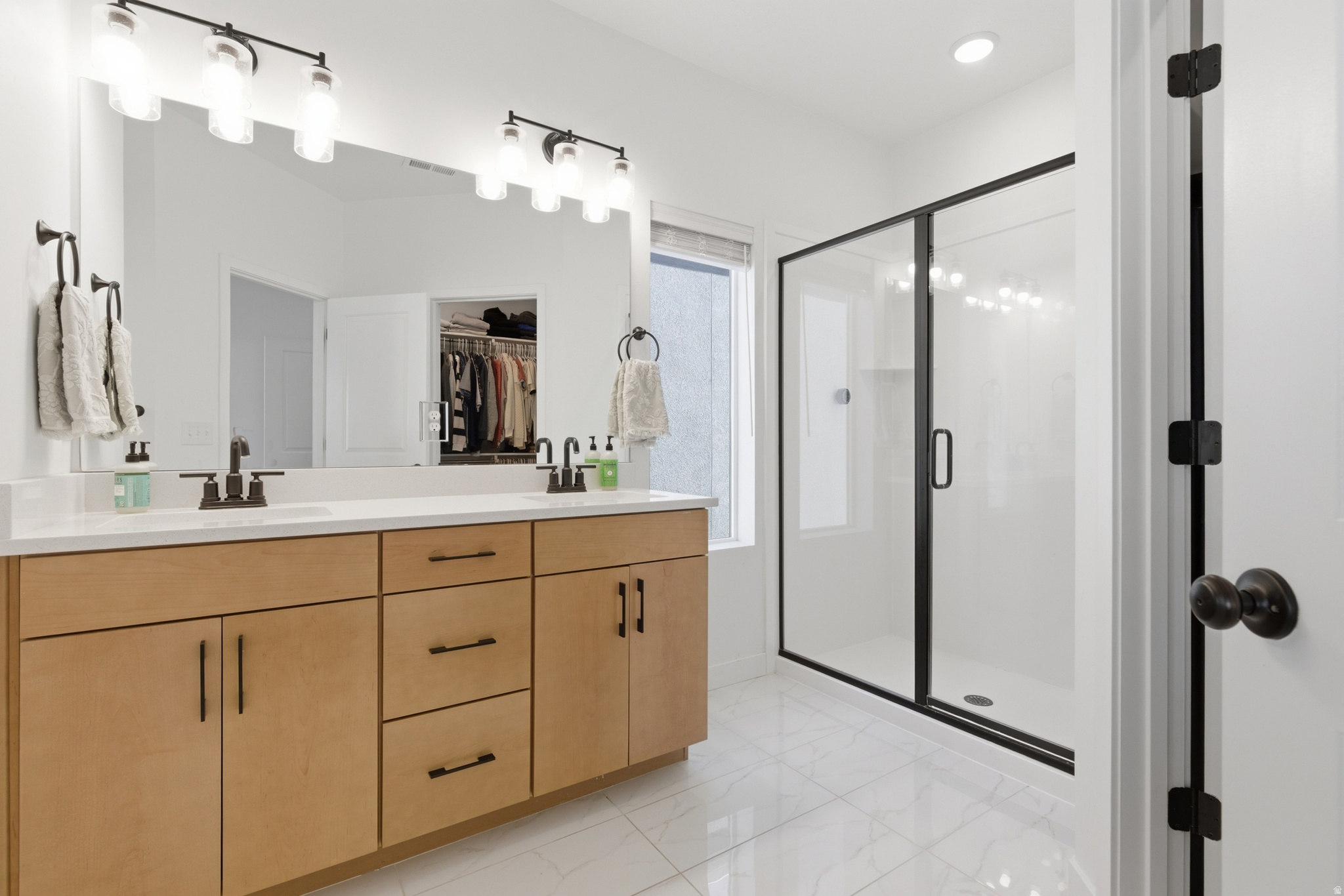 RIDGEVIEW - Residential