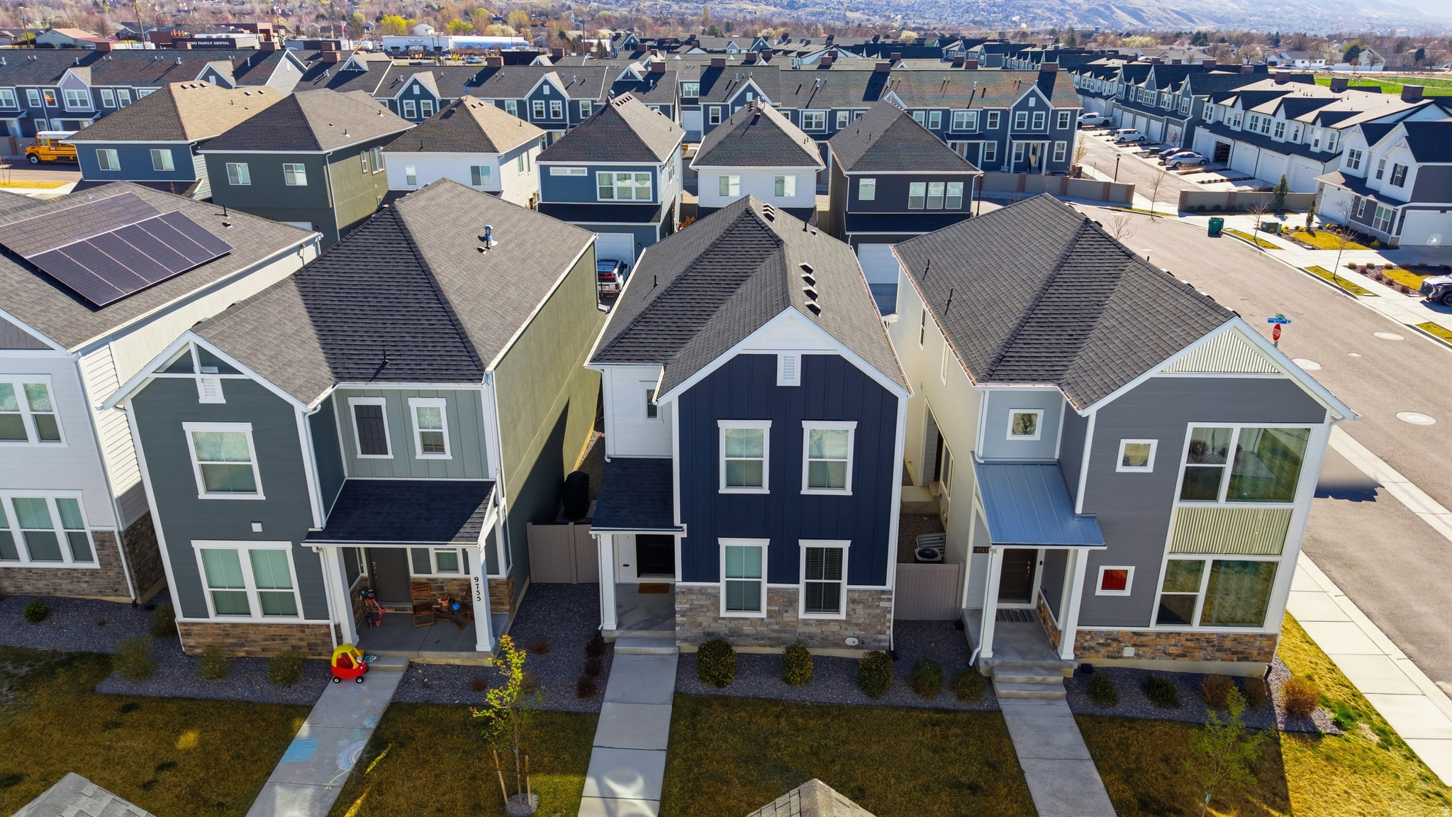 RIDGEVIEW - Residential