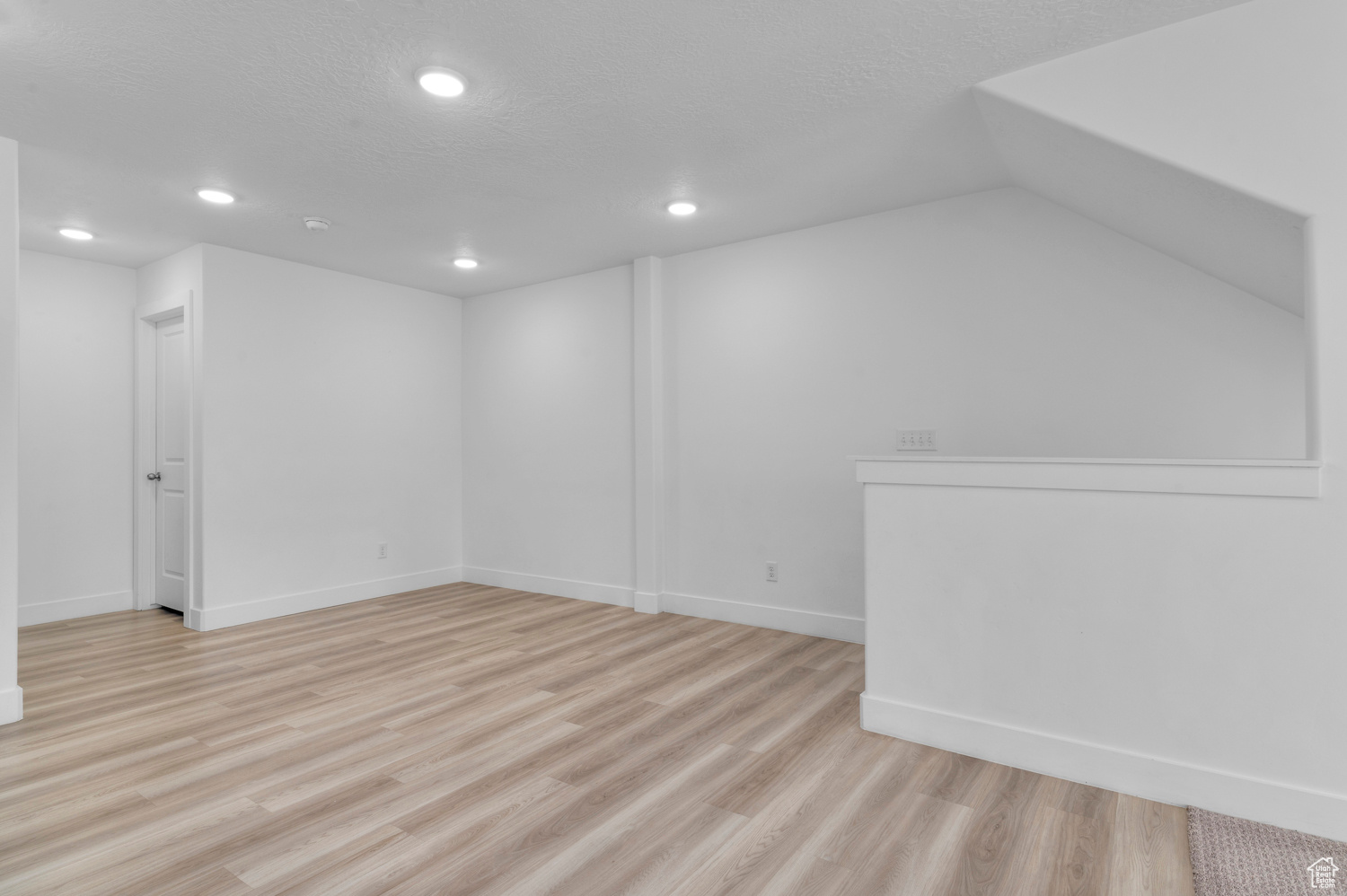 3060 N Bend Ln, Layton, Utah image 7