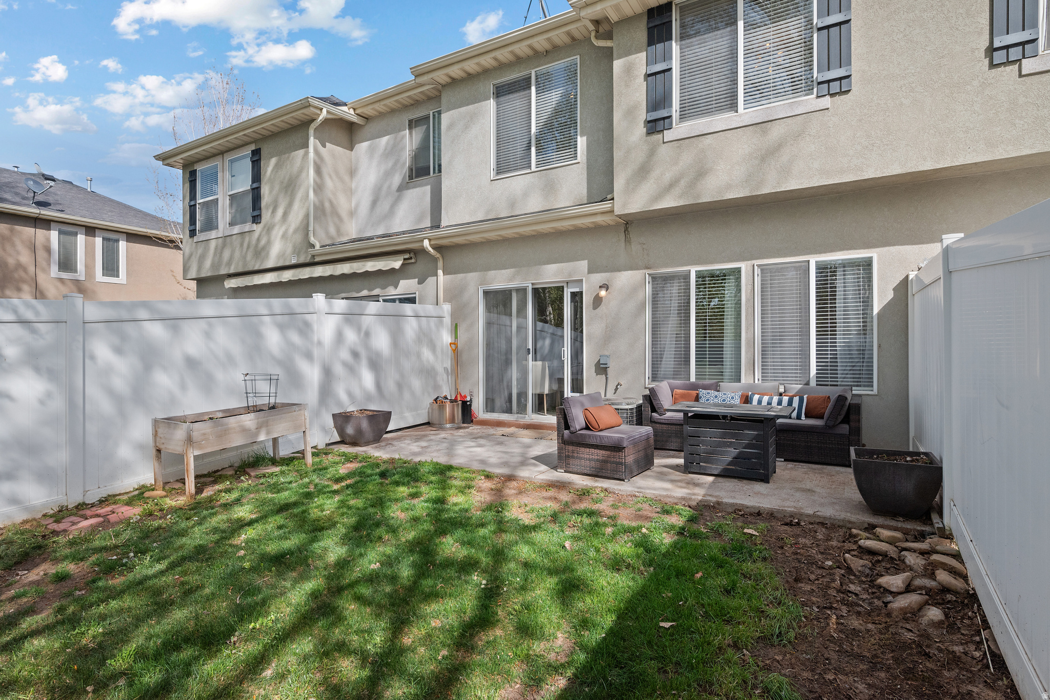 GREENFIELD TOWNHOME - Residential