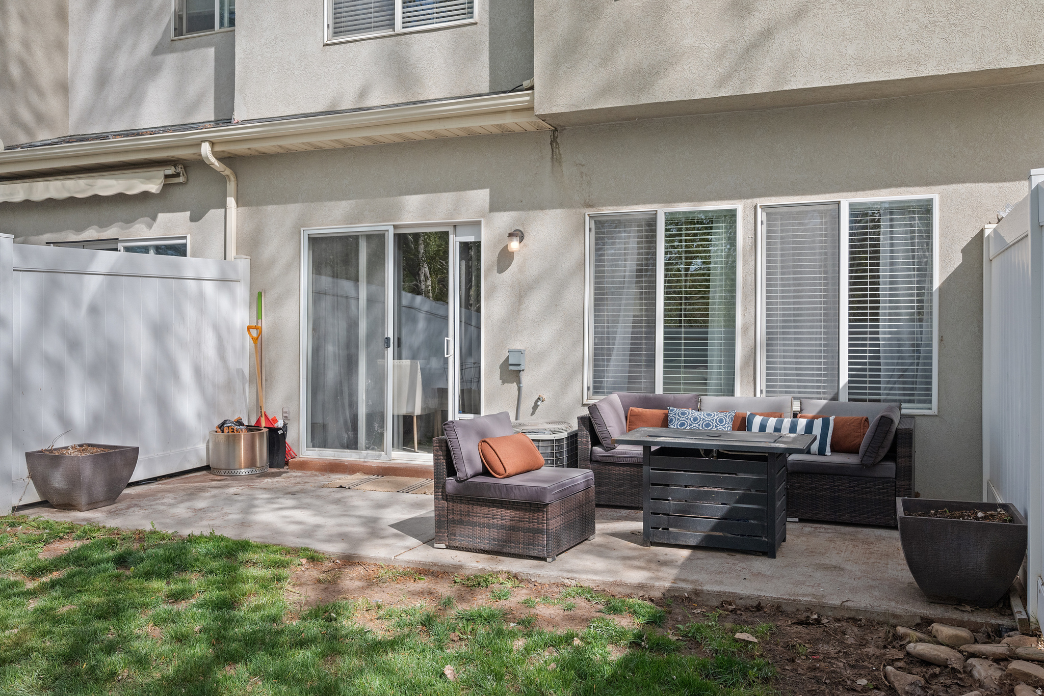 GREENFIELD TOWNHOME - Residential