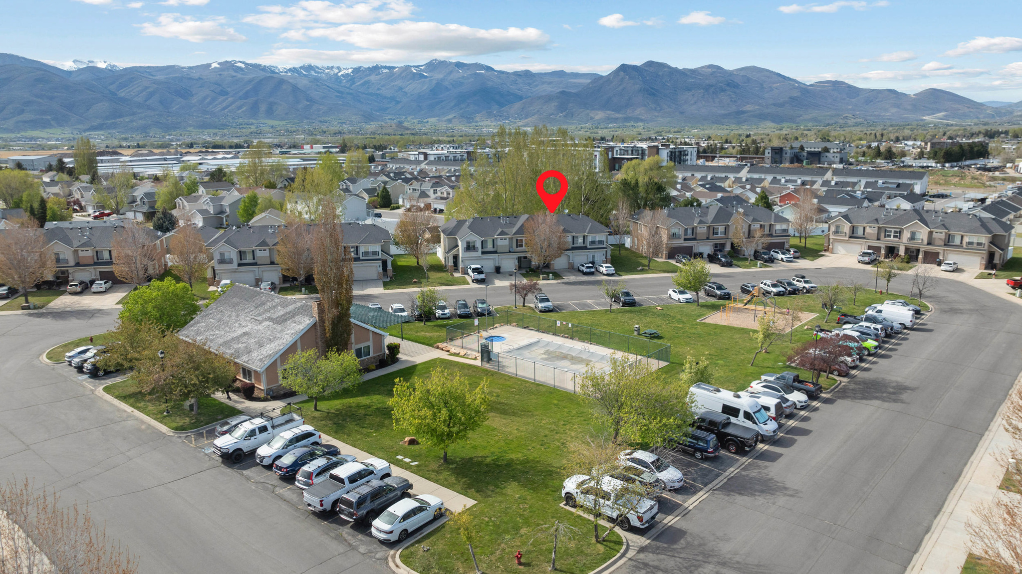 GREENFIELD TOWNHOME - Residential