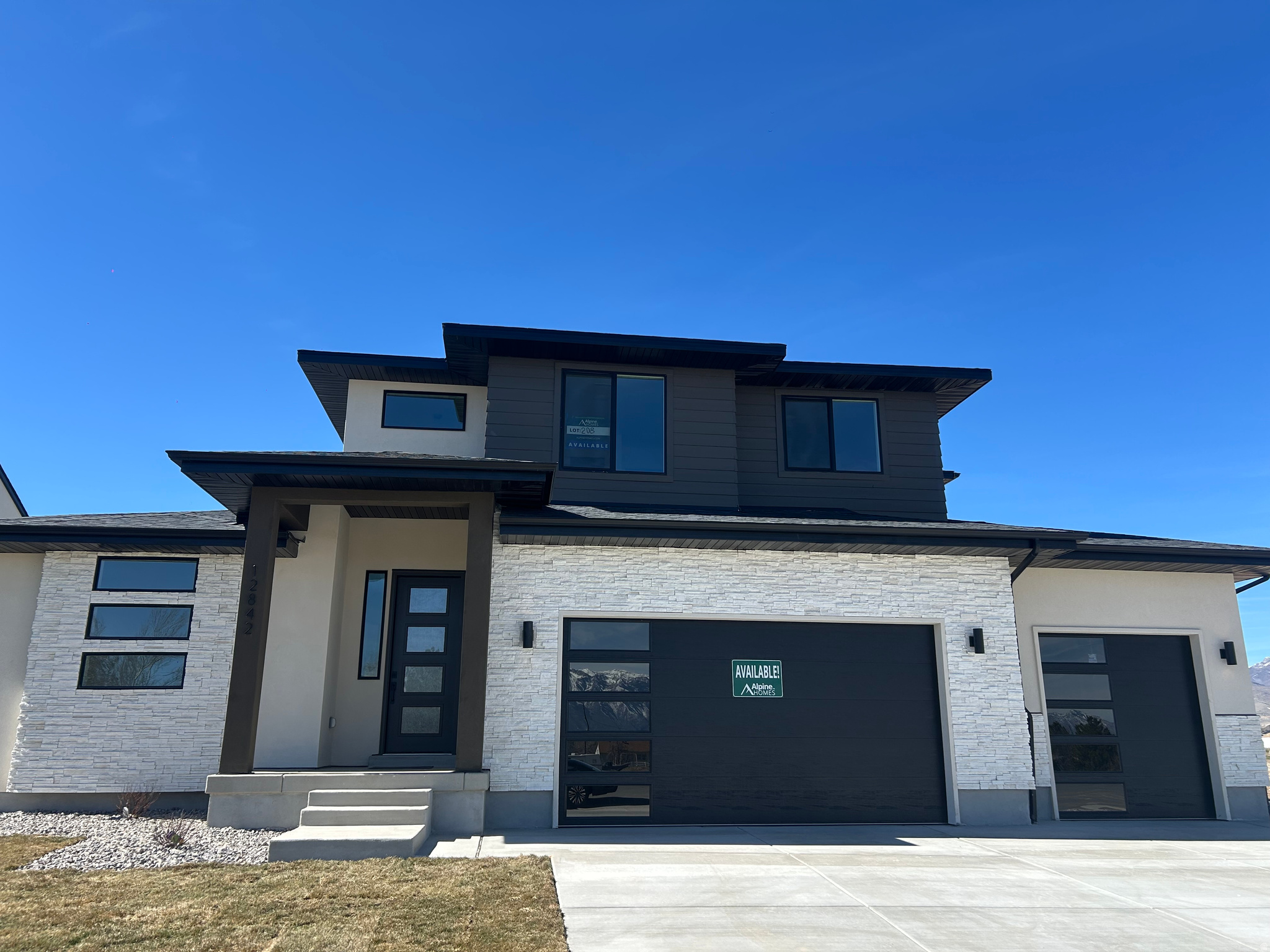 MARDAM RANCH - Residential