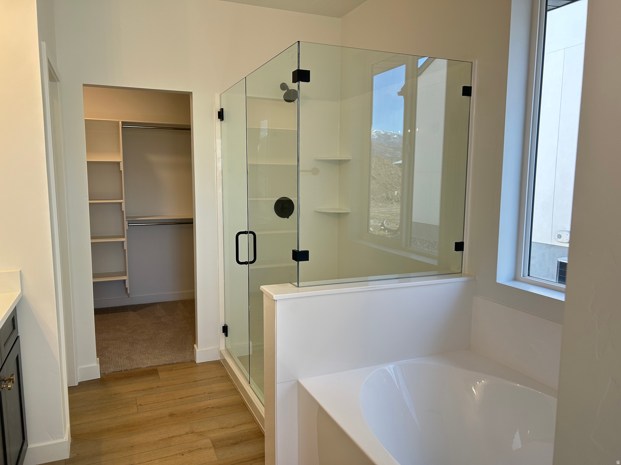 MARDAM RANCH - Residential