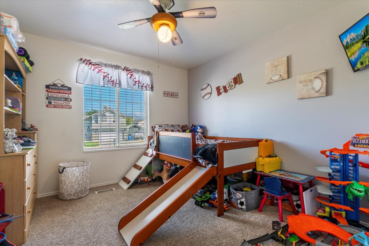 IRON WOOD - Residential