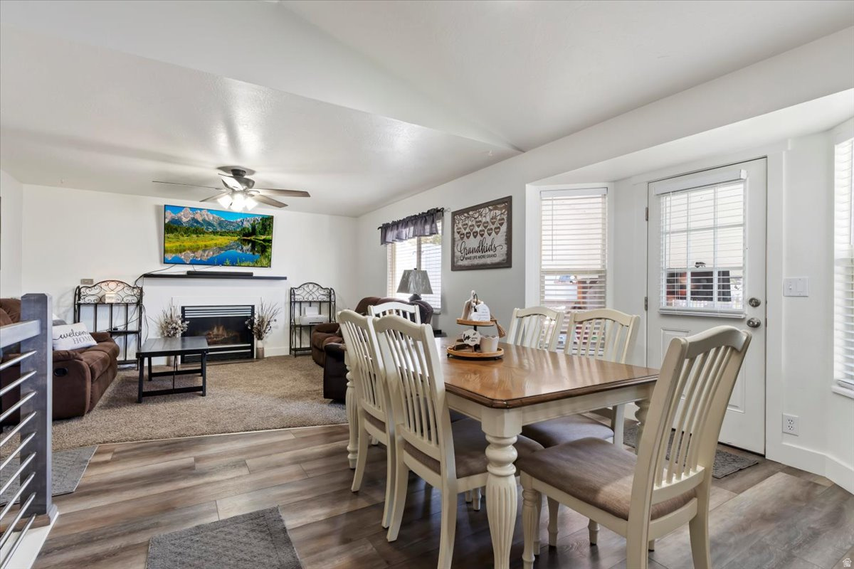 IRON WOOD - Residential