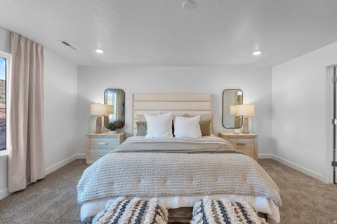 Tiny photo for 1538 S STAIRCASE WAY #4104, Washington, UT 84780 (MLS # 2121456)