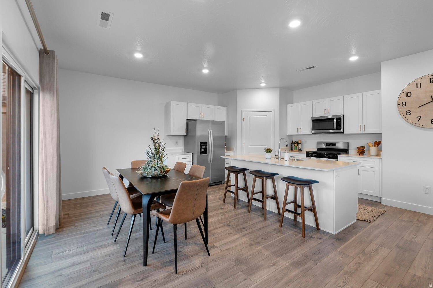 LONG VALLEY - Residential