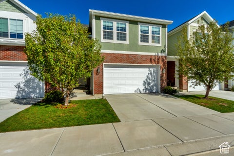 Photo of 5334 W AUTUMN NIGHT LN, Herriman, UT 84096 (MLS # 2190222)